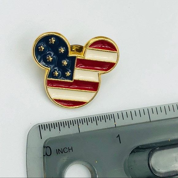 Mickey Mouse Lapel Pin Flag Patriotic Stars Stripe - Picture 3 of 3